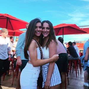 Meet your Posher, Ally